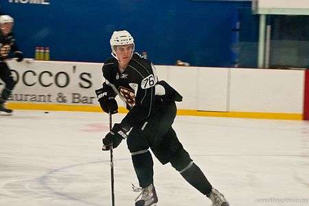 Bruins Dev Camp-6819 (5919684154).jpg