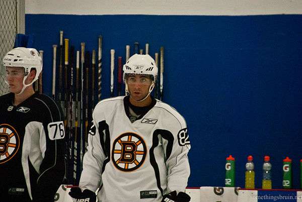 Bruins Dev Camp-6890 (5919664865).jpg