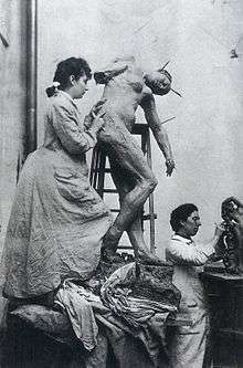 Jessie Lipscomb (right) and Camille Claudel in their Paris studio