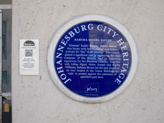 picture of blue plaque