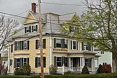 House at 511 Watertown Street