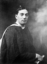 Te Rangi Hīroa in academic dress, circa 1904