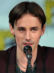 Reeve Carney