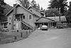 Singer's Lake Crescent Tavern